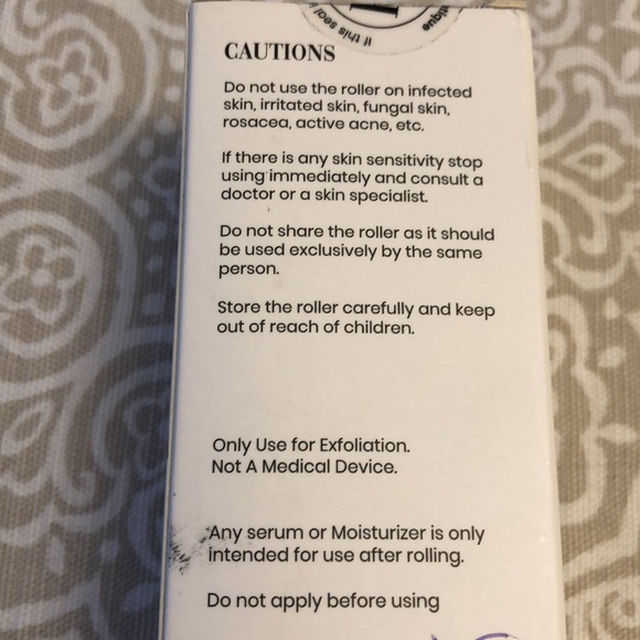 Roselyn Boutique Derma Roller - Picture 5 of 8